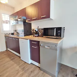 L'escampette, Duplex T3, Centre Luchon, Wifi, Casier A Skis, 4 Personnes Apartamento